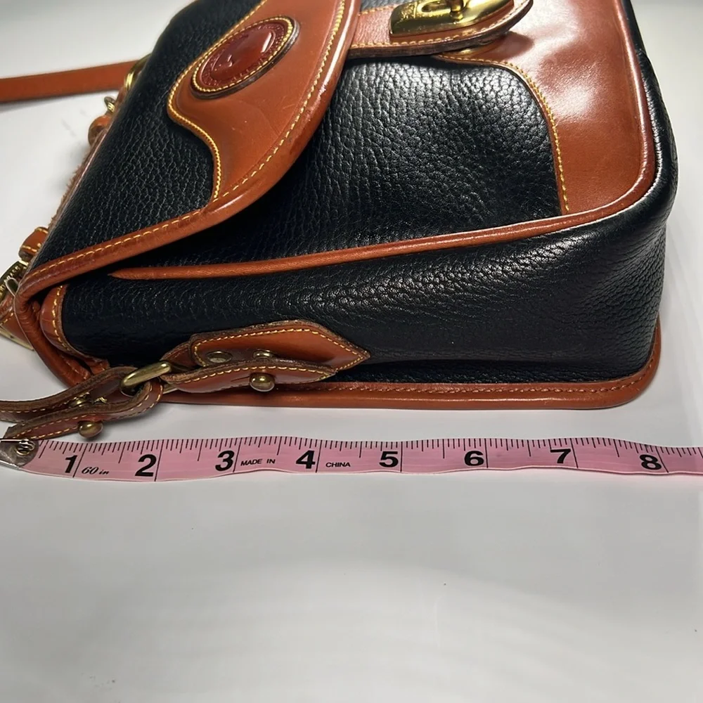 Top Carry All Weather Leather Vtg Dooney & Bourke Turnlock